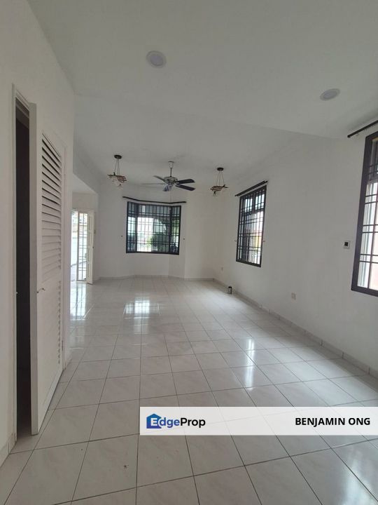 Taman Universiti 2 Storey Terrace House Fully Renovated, Johor, Skudai