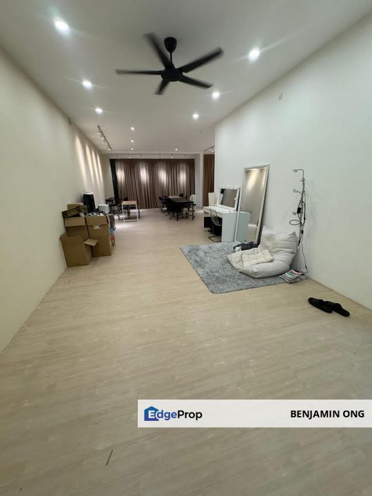 Dato Onn Ready Office Take Over, Johor, Johor Bahru