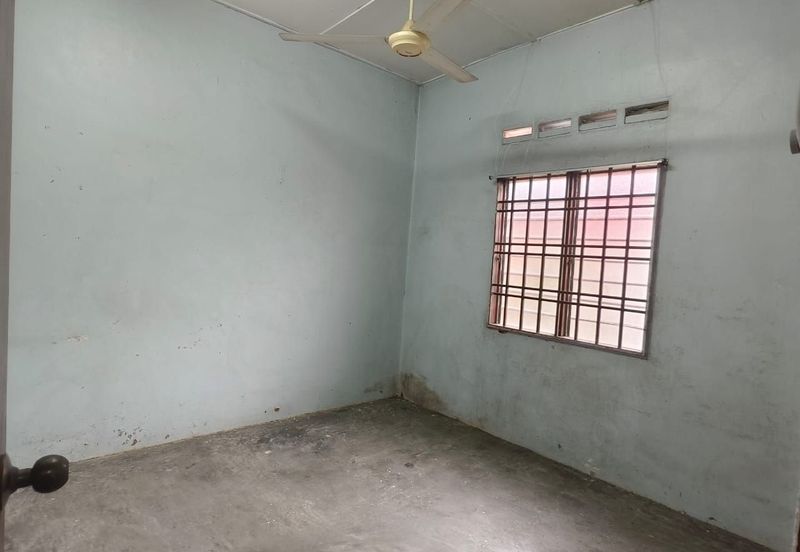 Gelang Patah Single Storey Terrace House For Sale 