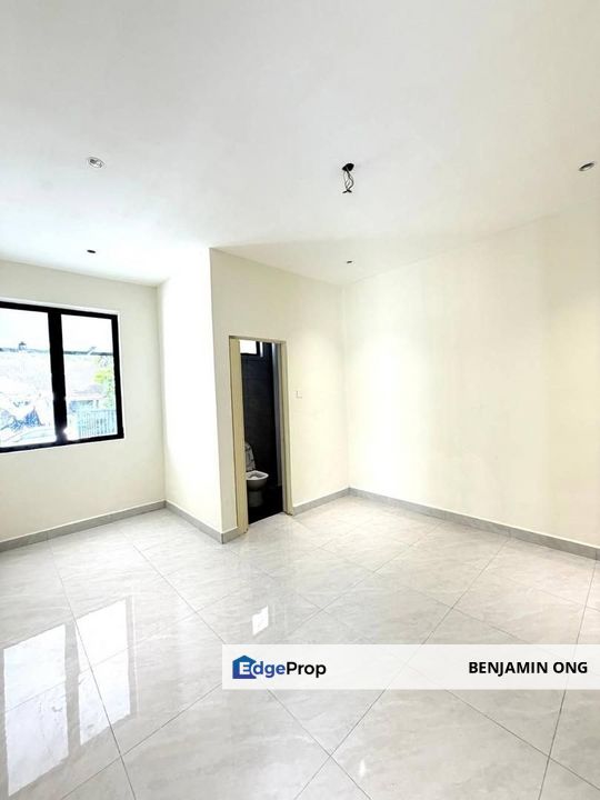 Megah Ria Single Storey Semi D , Johor, Masai