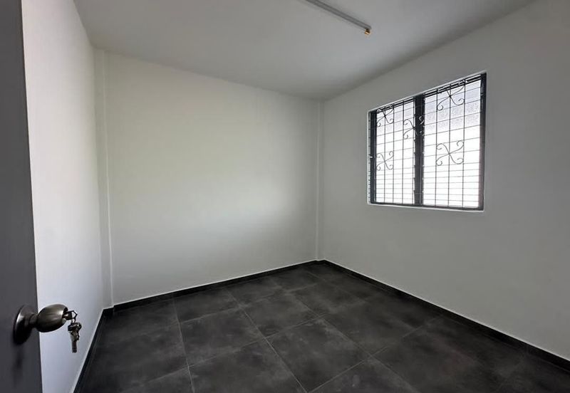 Flat Taman Ungku Tun Aminah