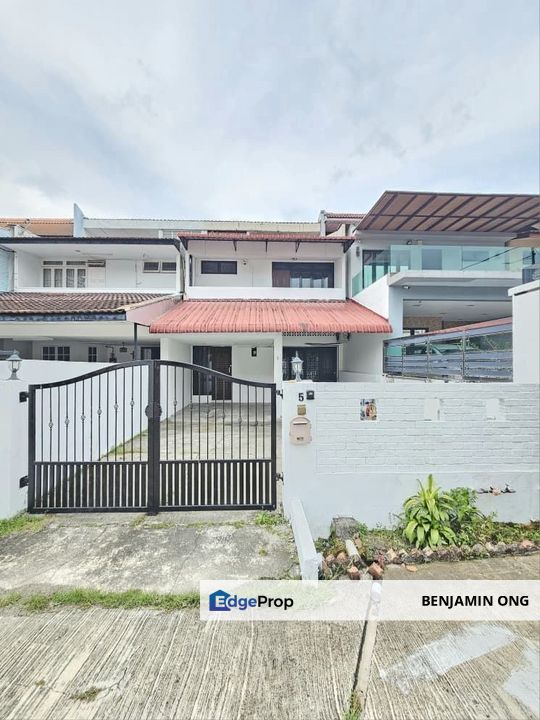 Jb Town Taman Tasek 2 Storey Terrace House , Johor, Johor Bahru