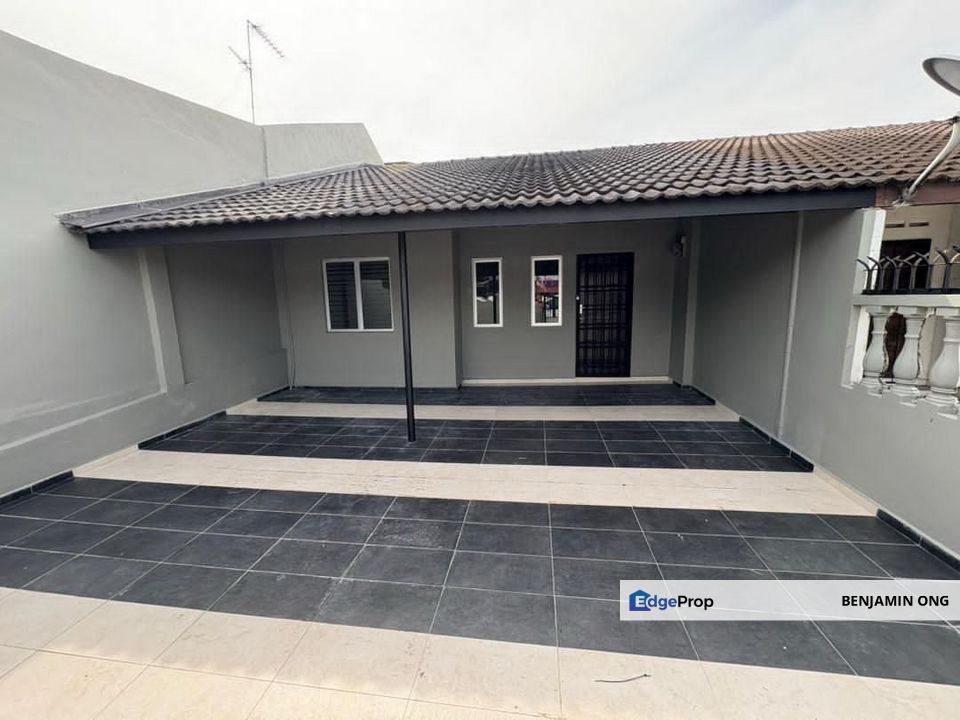 Tun Aminah Skudai 4 Room Single Storey, Johor, Skudai