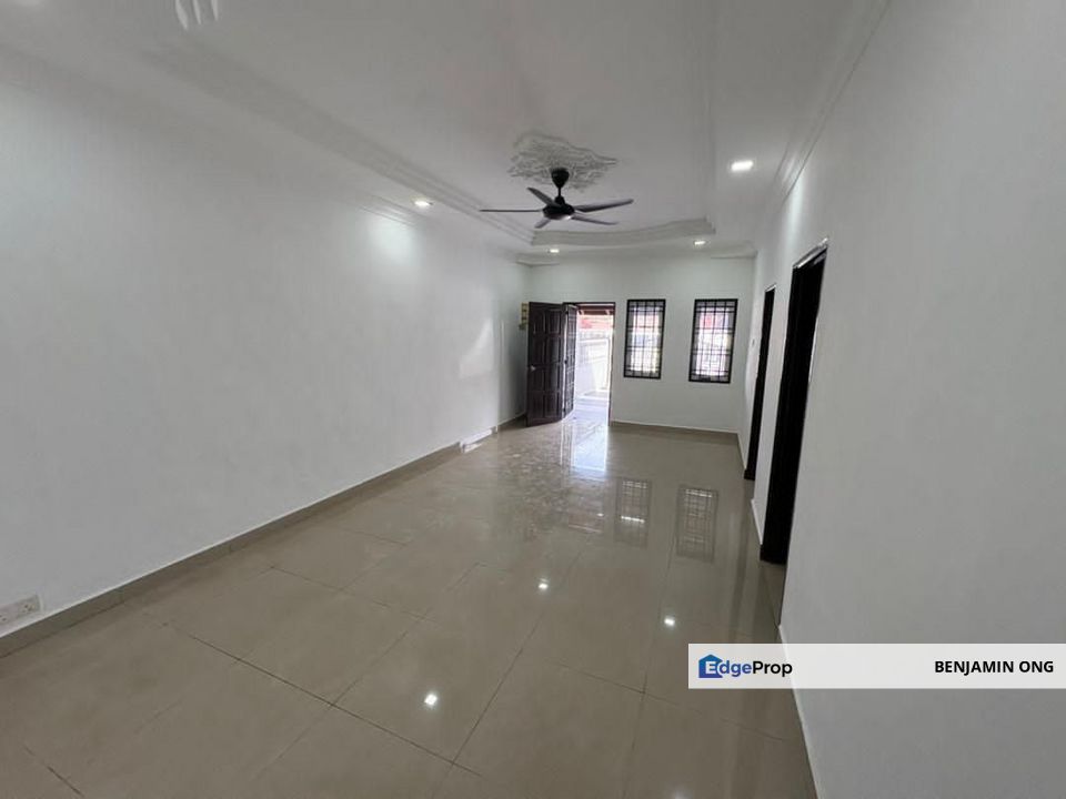 Tun Aminah Skudai 4 Room Single Storey, Johor, Skudai