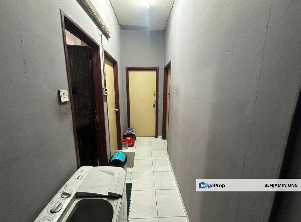 Tampoi Indah Sri Akasia Apartment For Sale , Johor, Tampoi