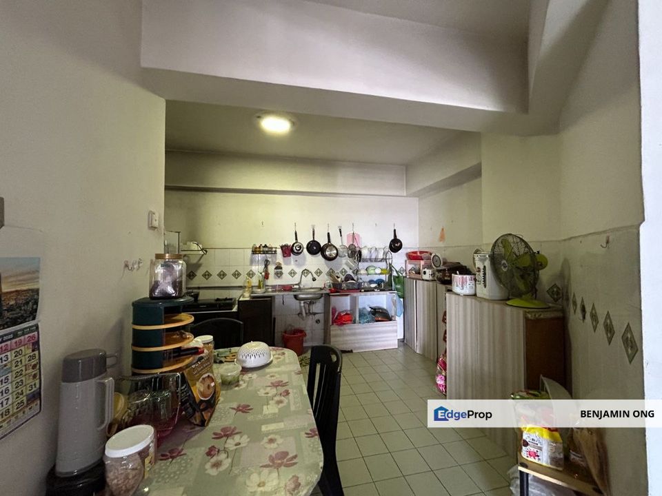 Stulang Laut Condominium Tanjung Puteri For Sale, Johor, Johor Bahru