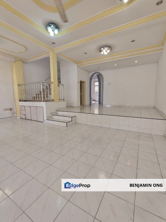 Skudai Tun Aminah 2 Storey For Rent, Johor, Skudai