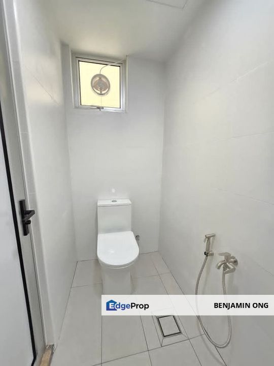 Desa Cemerlang Rumah Pangsa Akasia Flat For Sale, Johor, Ulu Tiram