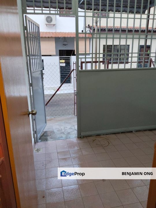 Tampoi Indah Titiwangsa 2 Storey Terrace House For Sale , Johor, Tampoi