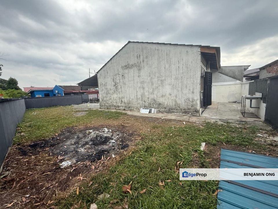 Taman Universiti Low Cost Corner Lot Skudai , Johor, Skudai