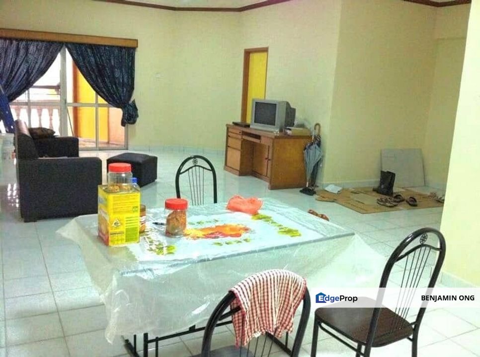 Tampoi Dwi Mahkota Apartment Penthouse For Sale, Johor, Johor Bahru