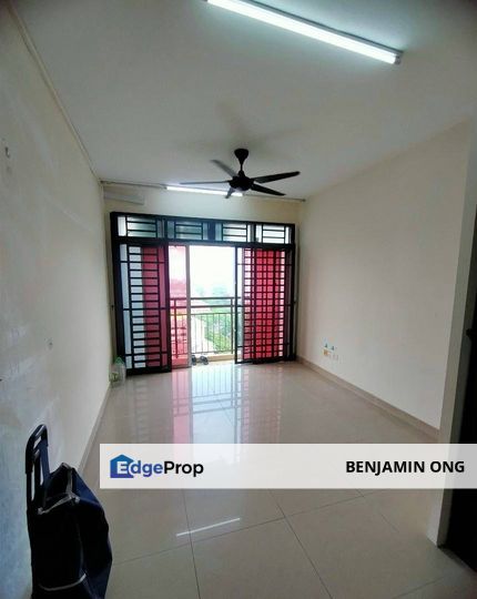 Kipark @ Taman Tampoi Indah Service Apartment High Floor, Johor, Tampoi