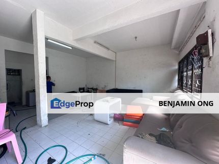 Jb Town Area 2 Storey Terrace House, Johor, Johor Bahru