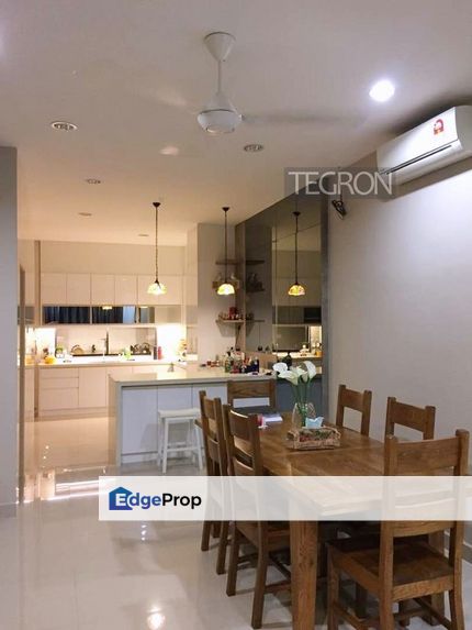 Renovated Kota Kemuning Bukit Rimau Persona Kemuning 2.5 Storey 20x70, Selangor, Shah Alam