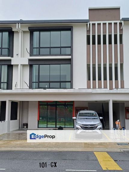 Full Loan Bandar Puteri Taman Sentosa Townhouse 1205sqft Gated Guarded, Selangor, Klang