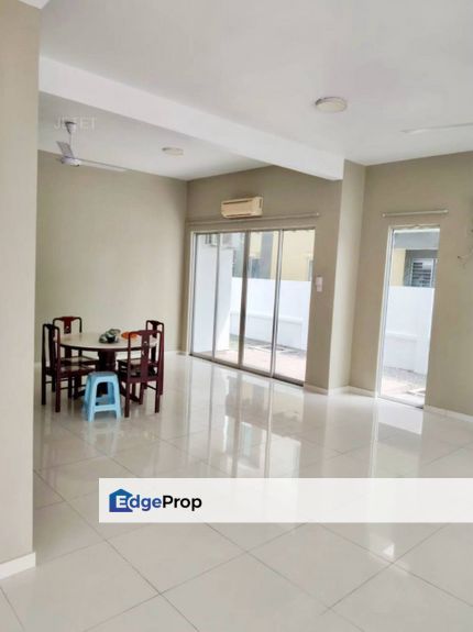 Patial Furnished Kota Bayuemas Bandar Parkland 3800sqft Semi D Gated, Selangor, Klang