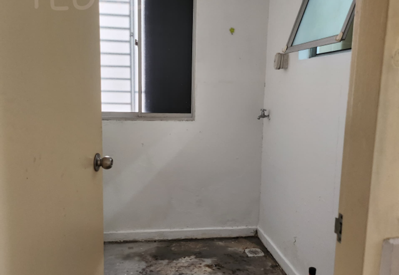 De Bayu Apartment @ Setia Alam