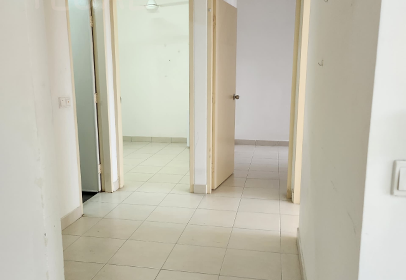 De Bayu Apartment @ Setia Alam