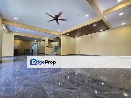 Facing Open Fully Renovate 3750sf 2 Sty Corner Bandar Puteri Klang G&g, Selangor, Klang