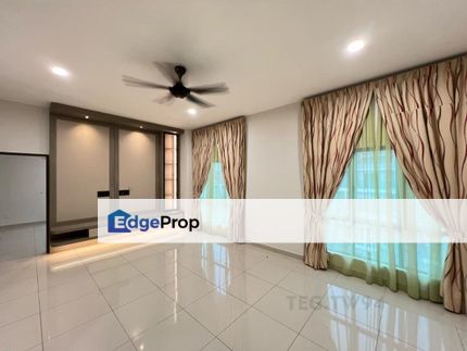 Fully Renovated 65x70 Bandar Puteri Semi D Corner Klang Gated Guarded, Selangor, Klang