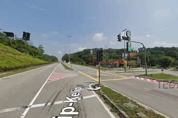 Jalan Bukit Cherakah 