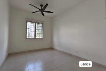 Seri Baiduri Apartments @ Setia Alam