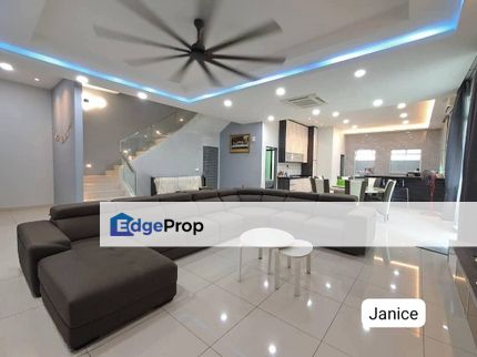 Fully Reno With Solar Panel Canary Garden 40x80 2 Sty Semi D Parklands, Selangor, Klang