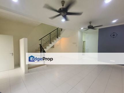 Renovated Saron Bukit Raja Klang 2 Sty No Flood Gated Guard Hot Area, Selangor, Klang