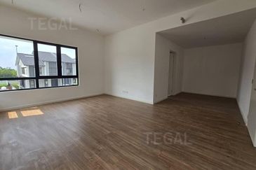 Freesia Residences @ Tropicana Aman