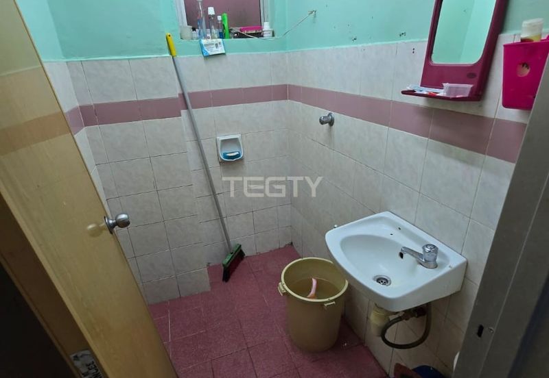 Pangsapuri Seri Pelangi