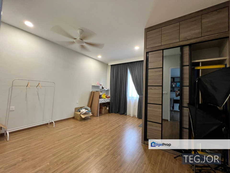 Fully Renovated Lucent Residence 48x65 2 Sty Endlot Twentyfive7 G&g, Selangor, Kota Kemuning