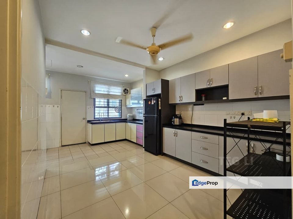 Facing Open Furnished Damai Residence Kemuning Utama 2 Sty G&g, Selangor, Shah Alam