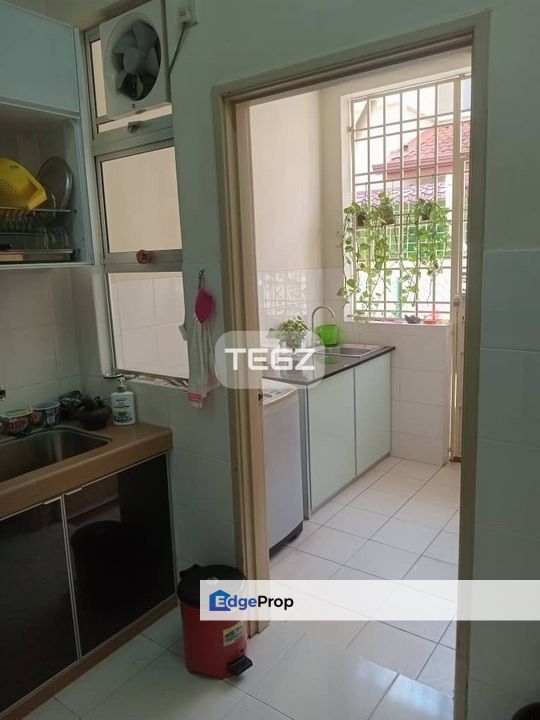 Gated Guarded Prima Impian Kemuning Utama 2 Sty Kota Kemuning G&g, Selangor, Shah Alam