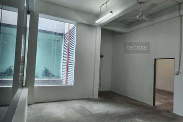 Jalan Bukit Kemuning