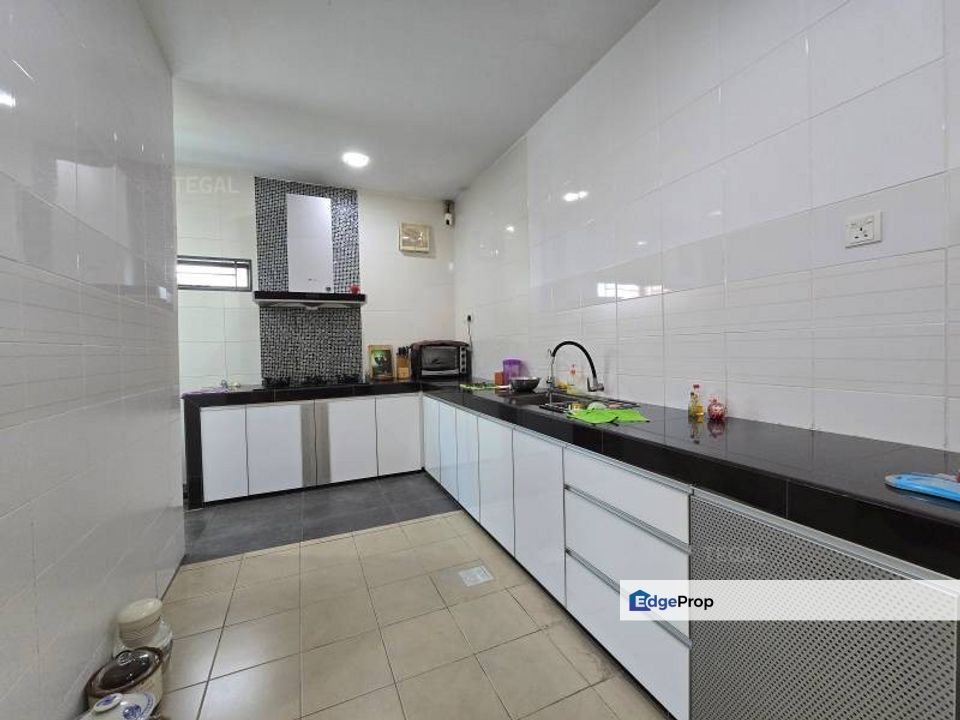 Fully Renovated Extended Bayuemas Parklands 30x70 2 Sty Endlot Klang, Selangor, Klang