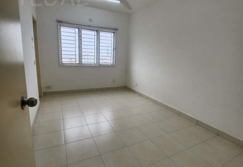 De Bayu Apartment @ Setia Alam