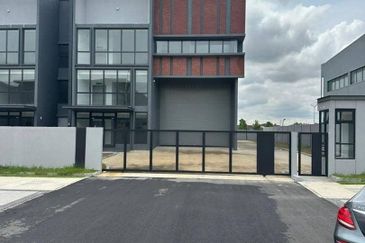 Elmina Business Park