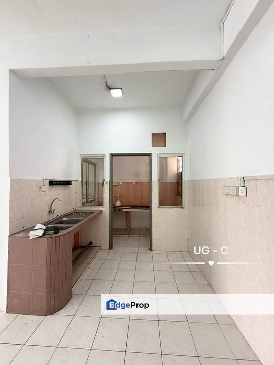 Full Loan Vista Indah Putra Bayu Perdana Klang 960sf 3r2b Good Cond!, Selangor, Klang