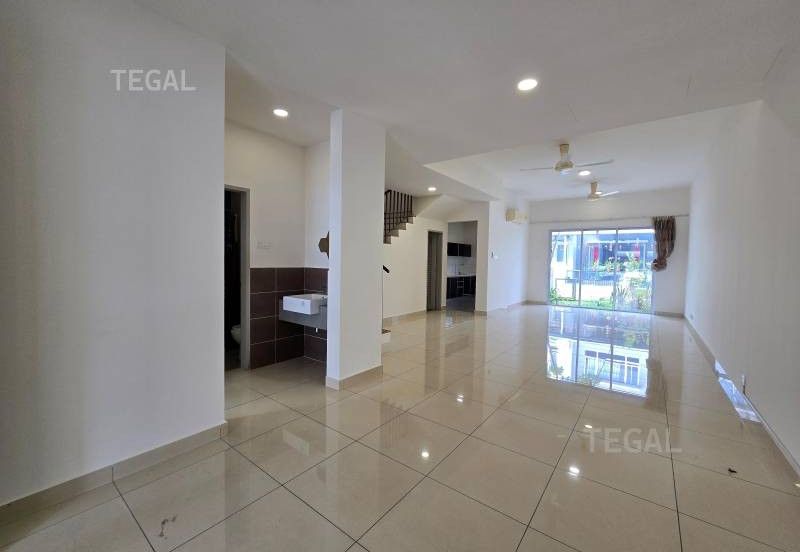 Bandar Tropicana Aman