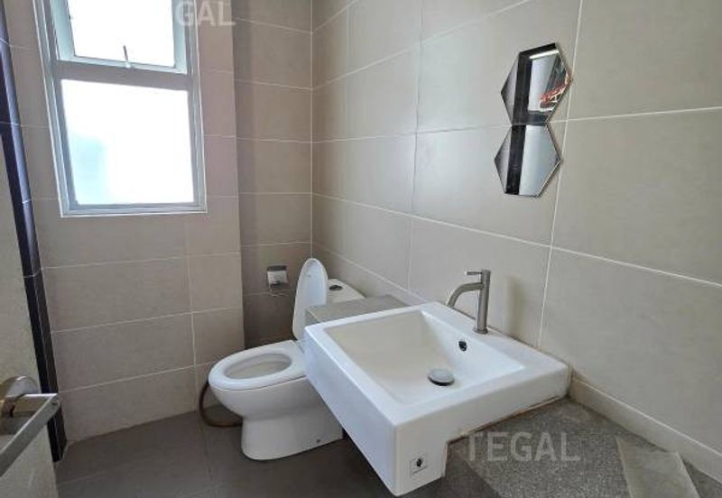 Bandar Tropicana Aman