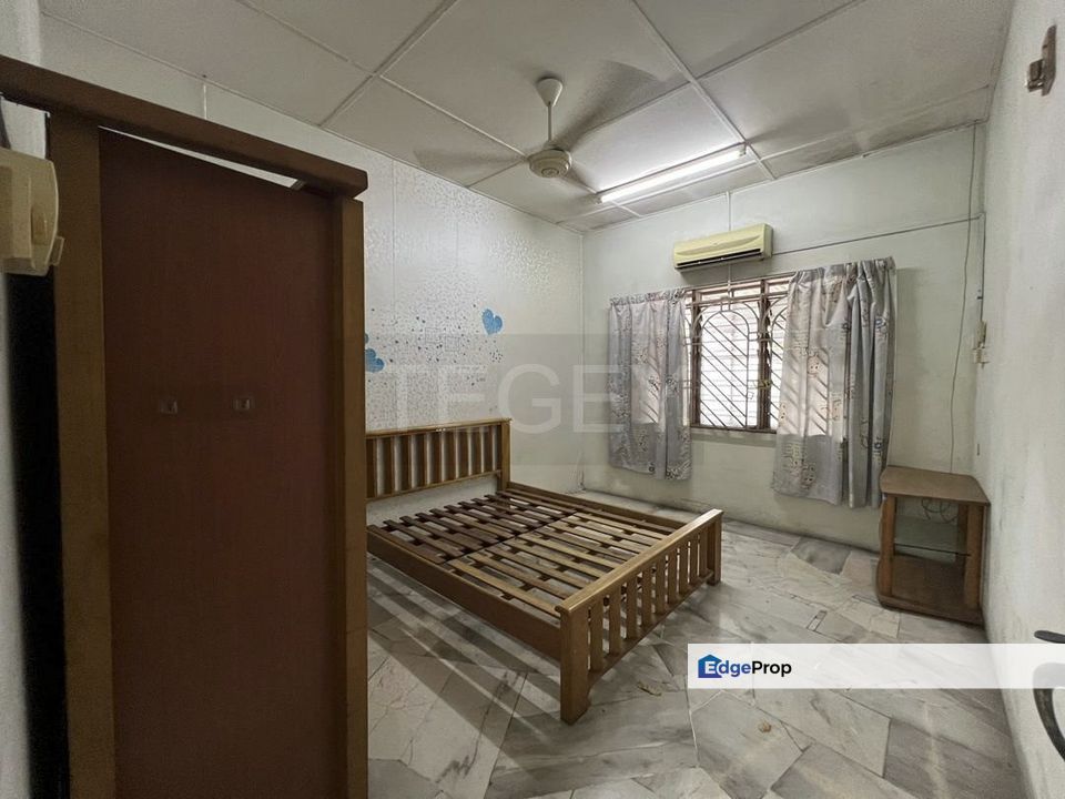 Full Loan 100% Partially Furnish 22x72 Batu Belah 1 Storey Klang Utama, Selangor, Klang