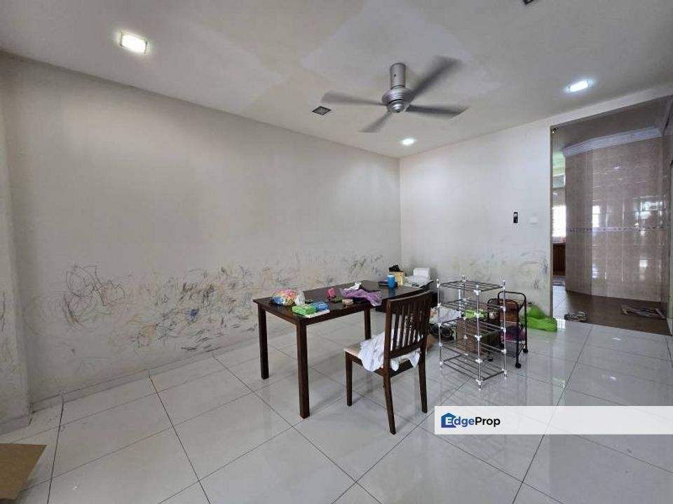 Fully Furnished Renovate 22x75 Bukit Rimau 2 Storey Kota Kemuning, Selangor, Kota Kemuning