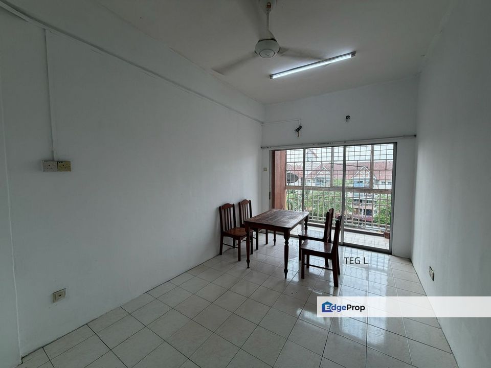 Below Market! Full Loan Vista Indah Putra Bayu Perdana 975sf 3r2b Good, Selangor, Klang