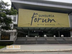 Crowded Area Bukit Raja Setia Alam Sunsuria Forum 2 Storey Shop 20x76 ...
