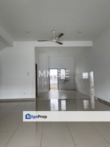 Basic Unit Bandar Parkland Kota Bayuemas 2 Storey 24x80 Gated Guarded, Selangor, Klang