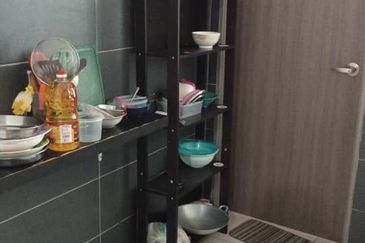 SKS Habitat Apartment, Larkin