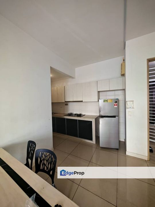 Greenfield regency apartment tampoi renovated full furnish high floor for rent, Johor, Tampoi