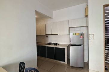 Dedaun Hijau (Greenfield Regency)