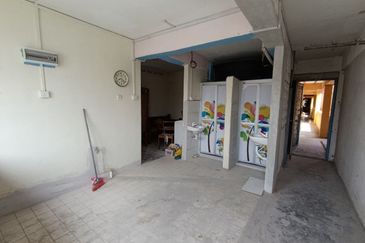 Flat Temenggong, Bandar Indahpura