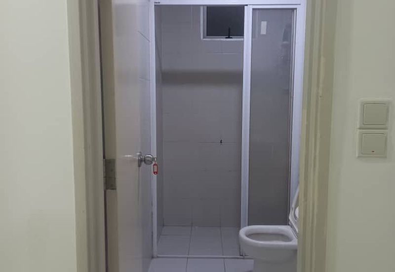 Meridin Bayvue Apartment